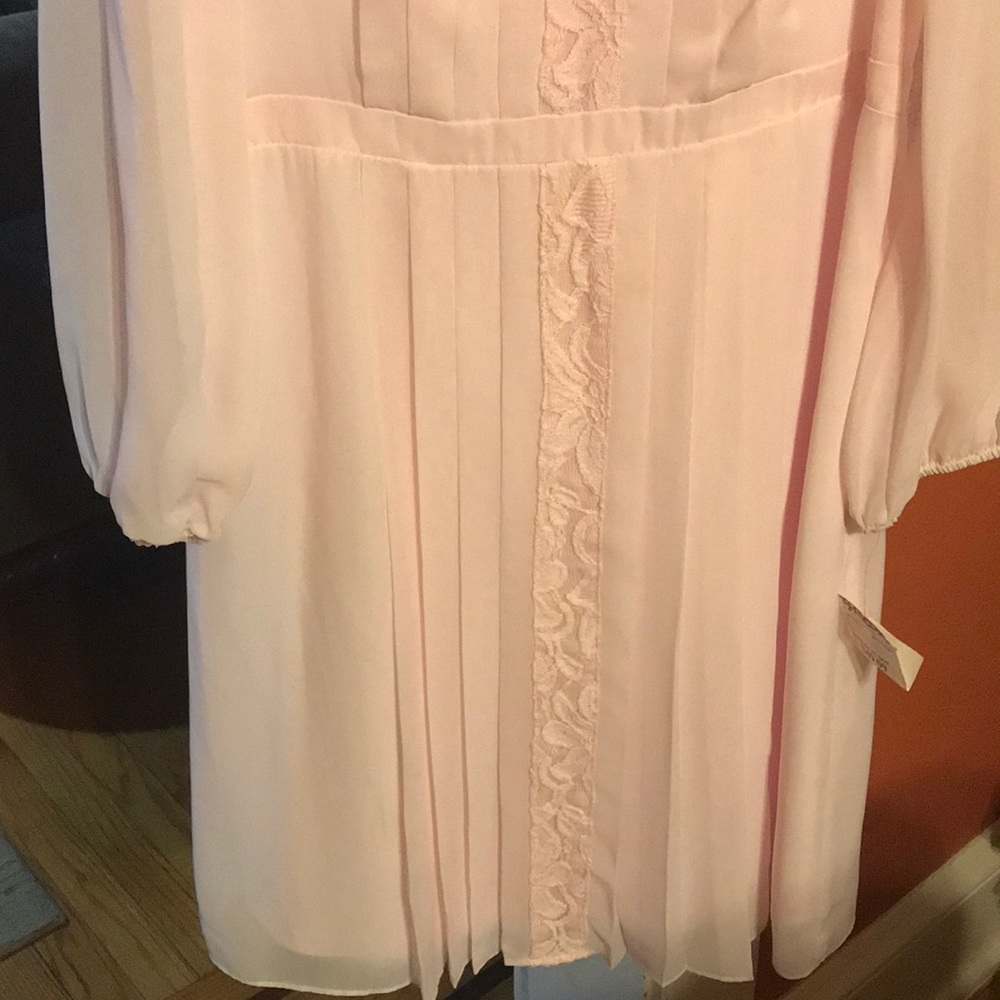 Dress - Picture 3 of 7